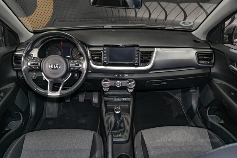 								Kia Stonic full									