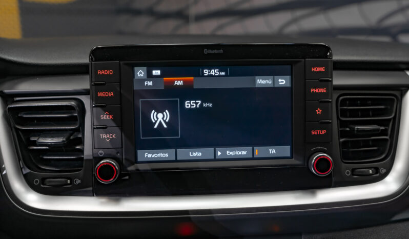 								Kia Stonic full									