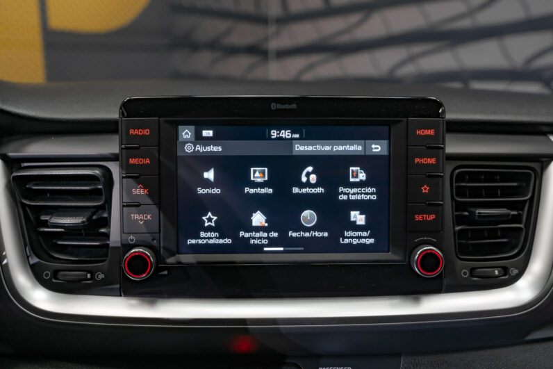 								Kia Stonic full									
