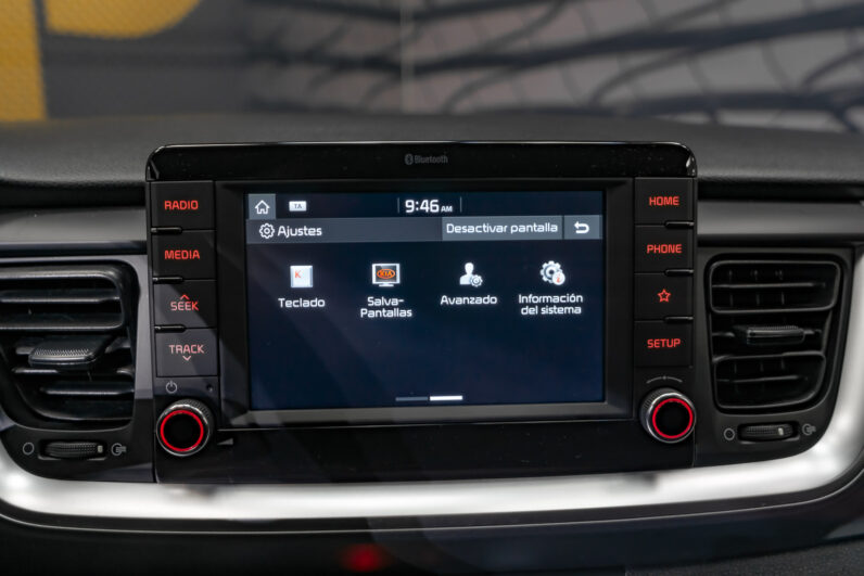 								Kia Stonic full									