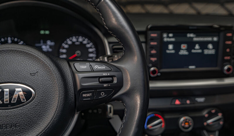 								Kia Stonic full									