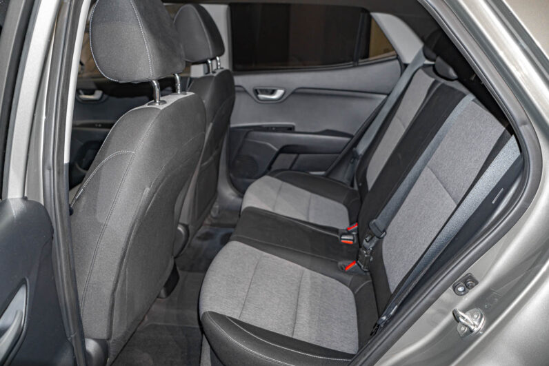 								Kia Stonic full									