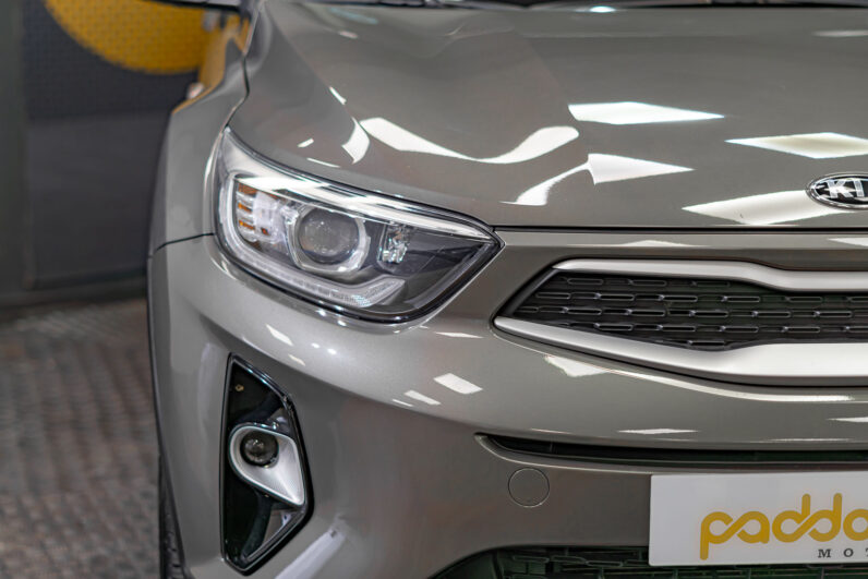 								Kia Stonic full									