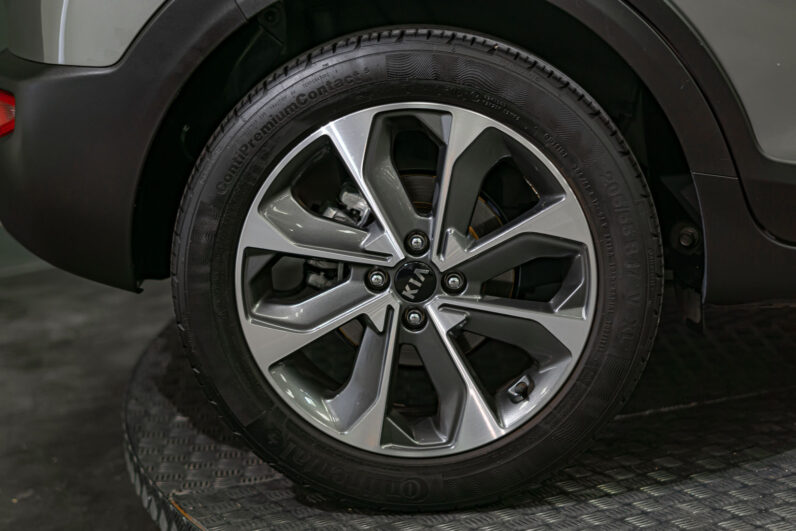 								Kia Stonic full									