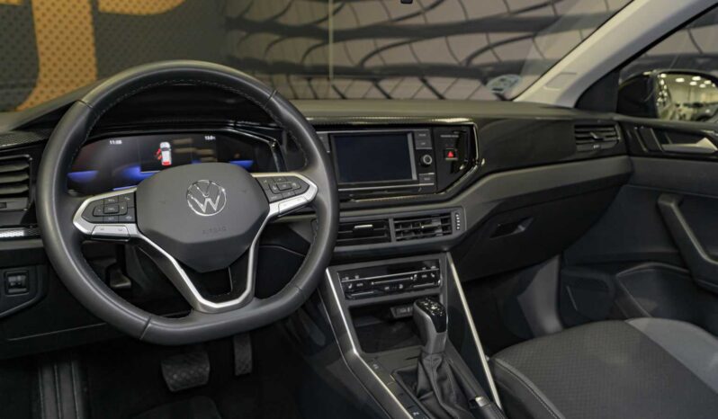 								Volkswagen Taigo full									