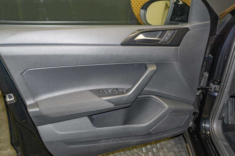 								Volkswagen Taigo full									
