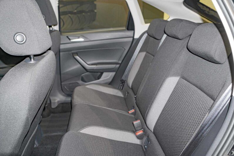 								Volkswagen Taigo full									