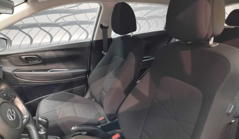 								Hyundai Bayon full									