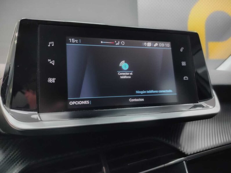 								Peugeot 2008 full									
