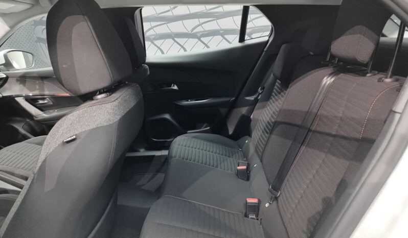 								Peugeot 2008 full									