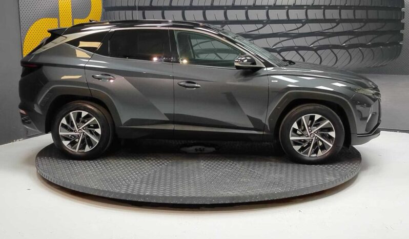 								Hyundai Tucson full									