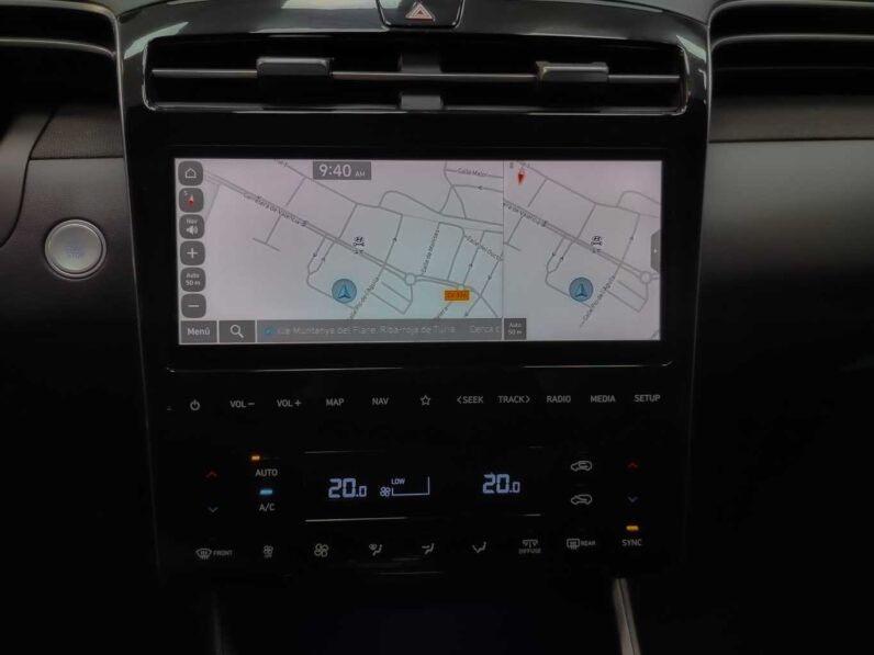 								Hyundai Tucson full									