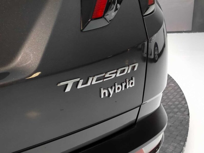 								Hyundai Tucson full									