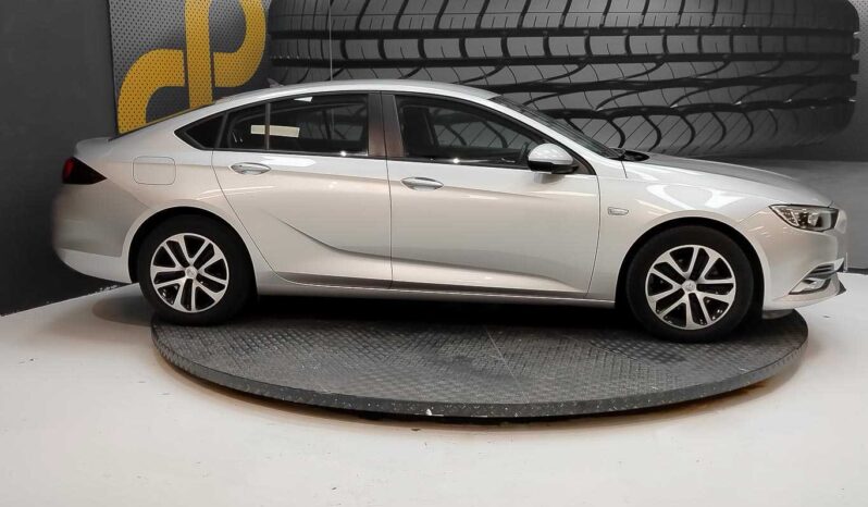 								Opel Insignia full									