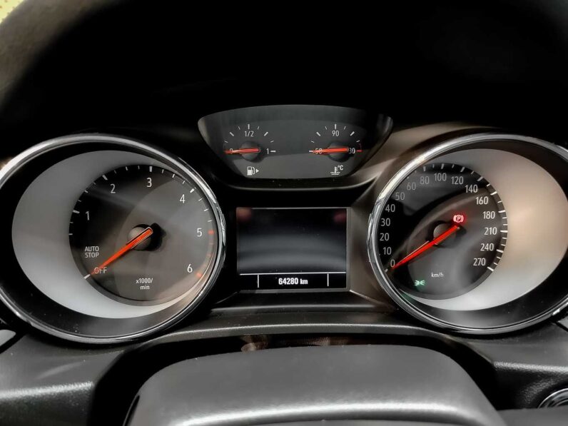 								Opel Insignia full									