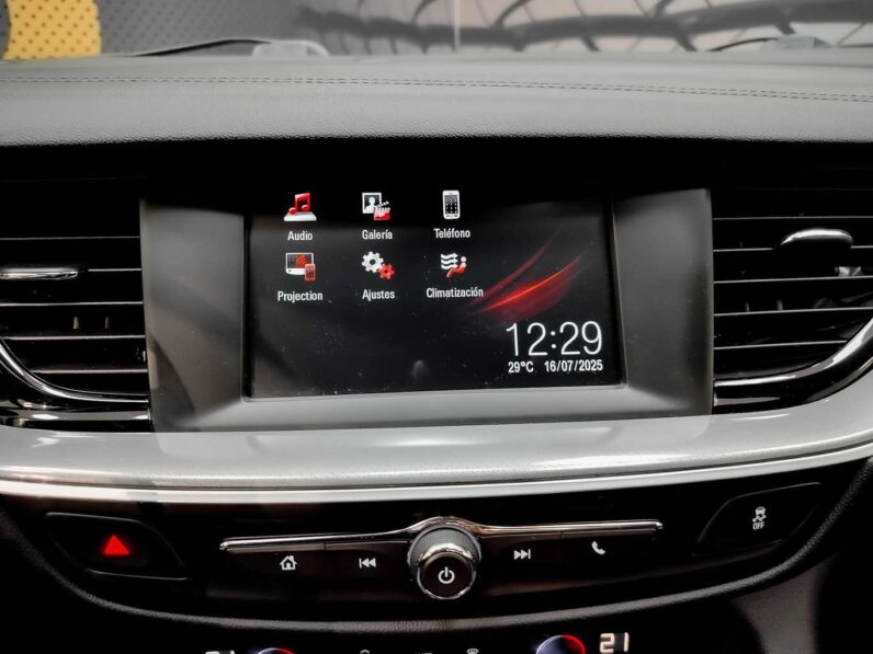 								Opel Insignia full									