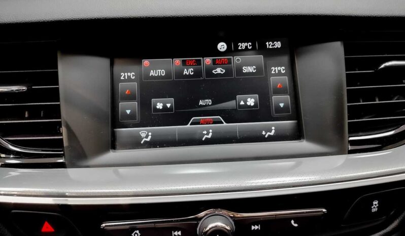 								Opel Insignia full									