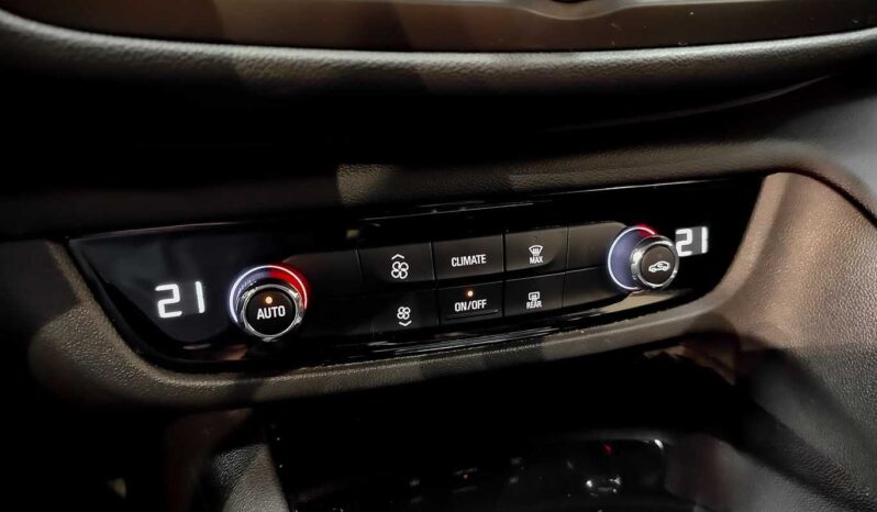 								Opel Insignia full									