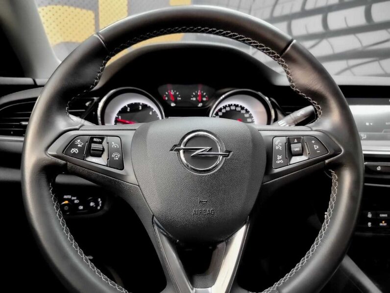 								Opel Insignia full									