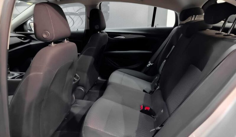 								Opel Insignia full									