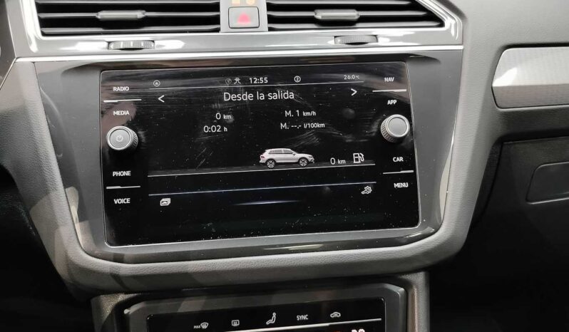								Volkswagen Tiguan full									