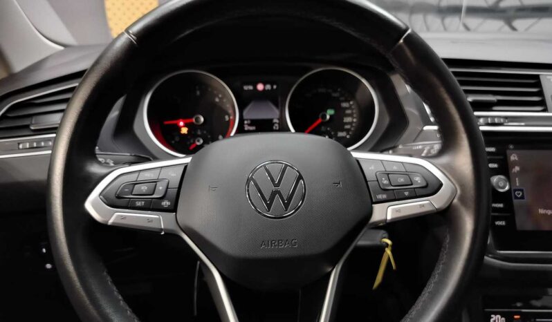 								Volkswagen Tiguan full									