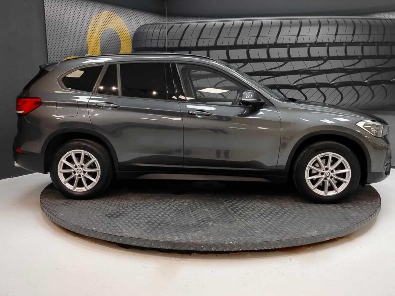 								BMW X1 full									
