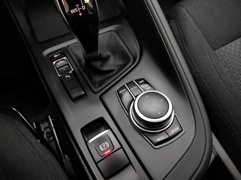 								BMW X1 full									