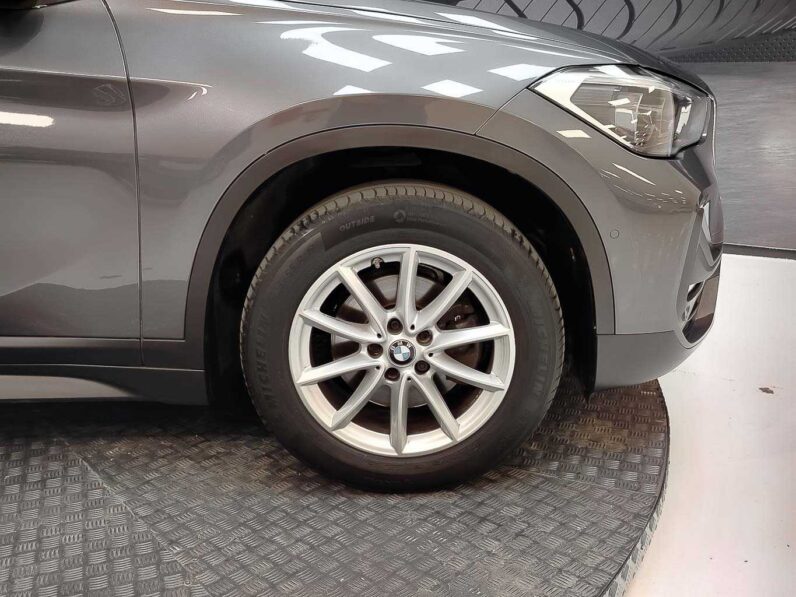 								BMW X1 full									