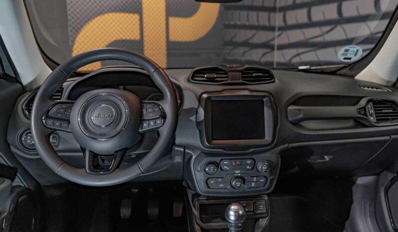 								Jeep Renegade full									