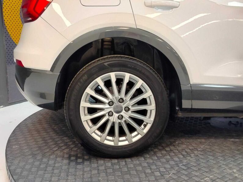 								Audi Q2 full									