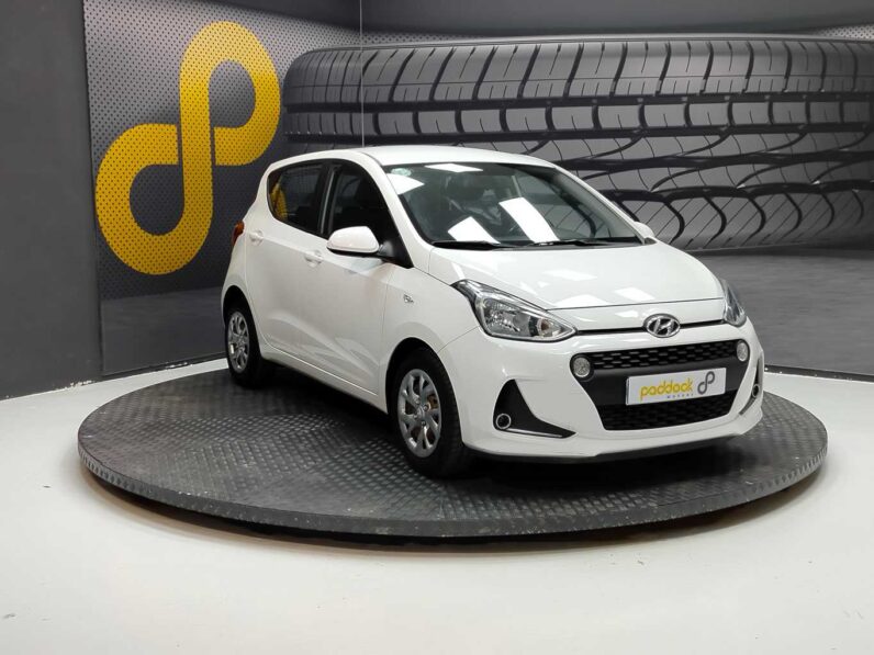 								Hyundai i10 full									