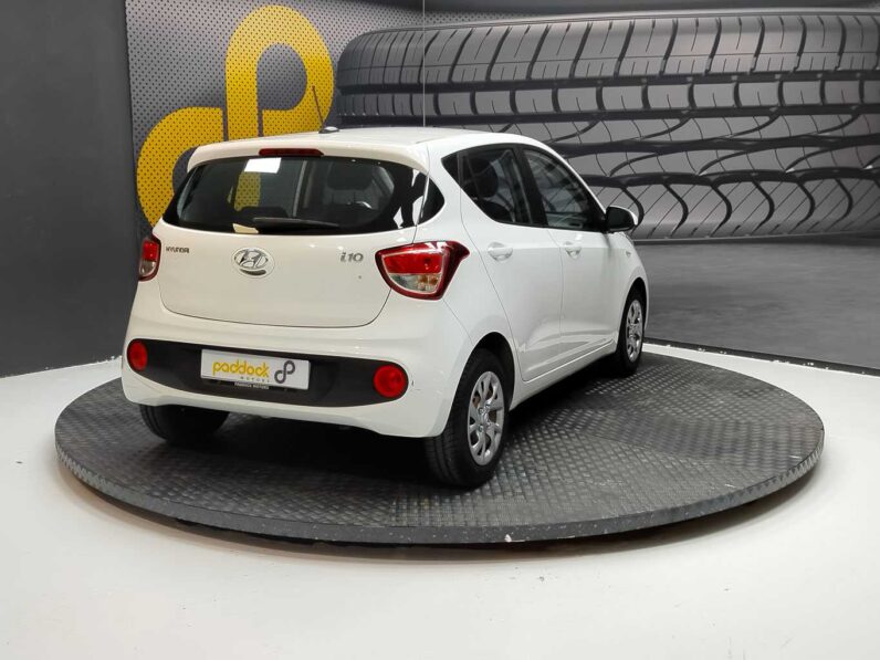 								Hyundai i10 full									
