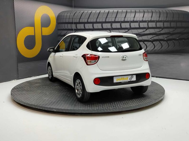 								Hyundai i10 full									