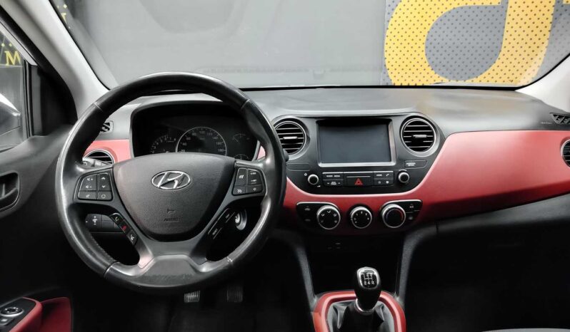 								Hyundai i10 full									