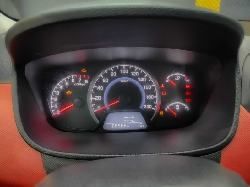 								Hyundai i10 full									