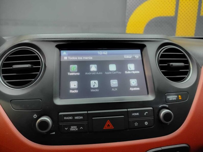 								Hyundai i10 full									