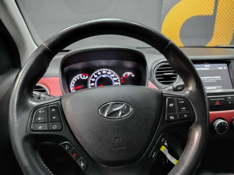 								Hyundai i10 full									