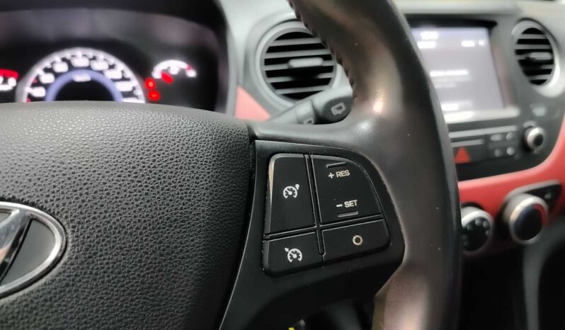 								Hyundai i10 full									