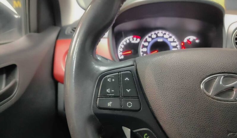 								Hyundai i10 full									