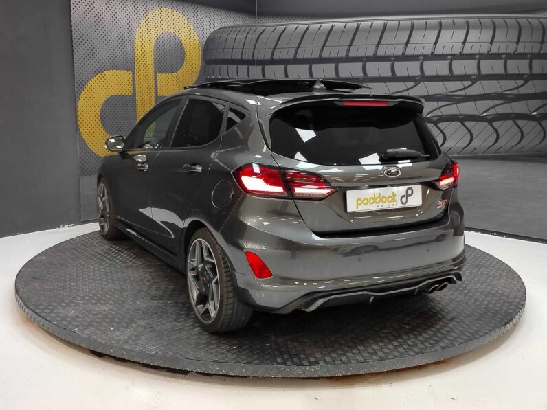 								Ford Fiesta full									
