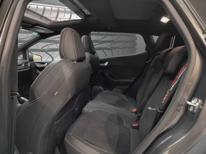 								Ford Fiesta full									