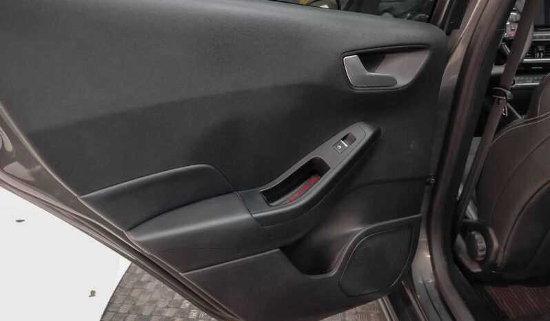 								Ford Fiesta full									