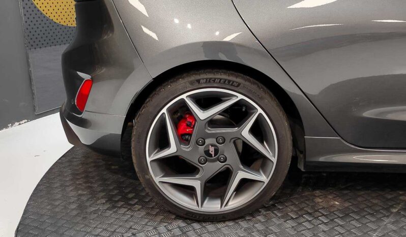 								Ford Fiesta full									