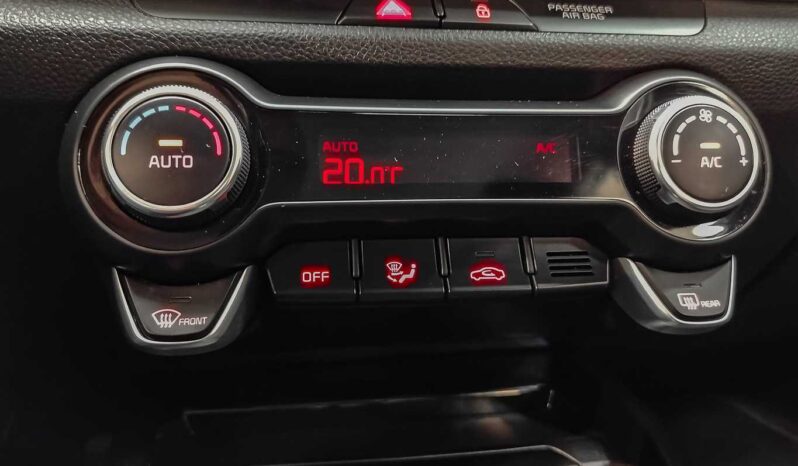 								Kia Stonic full									