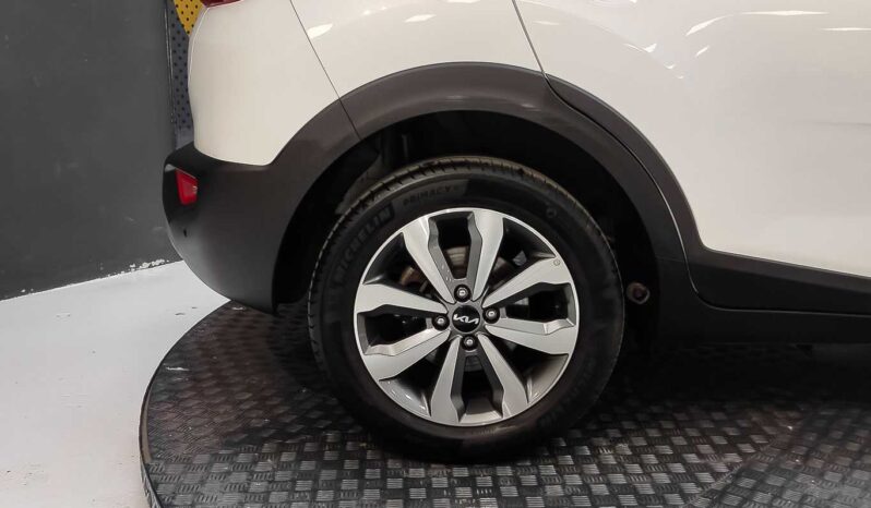 								Kia Stonic full									