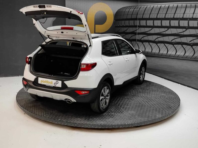 								Kia Stonic full									