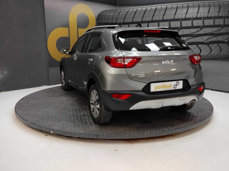 								Kia Stonic full									
