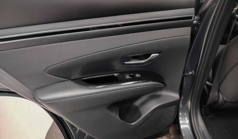 								Hyundai Tucson full									