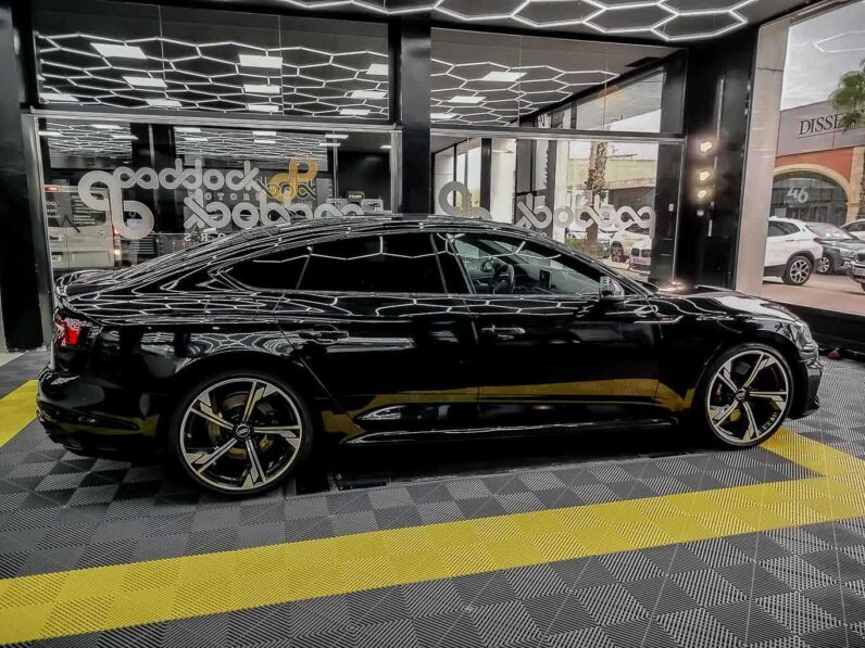 								Audi RS5 full									